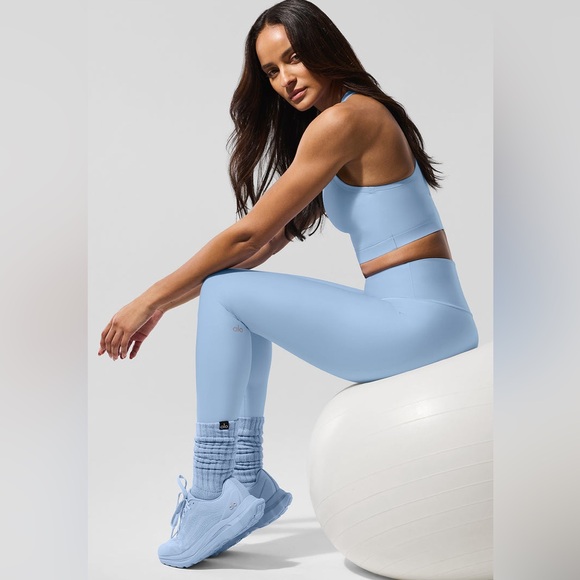 Alo Yoga Scrunch Crew Socks | Seashell Blue | Size Medium | New - Picture 3 of 4